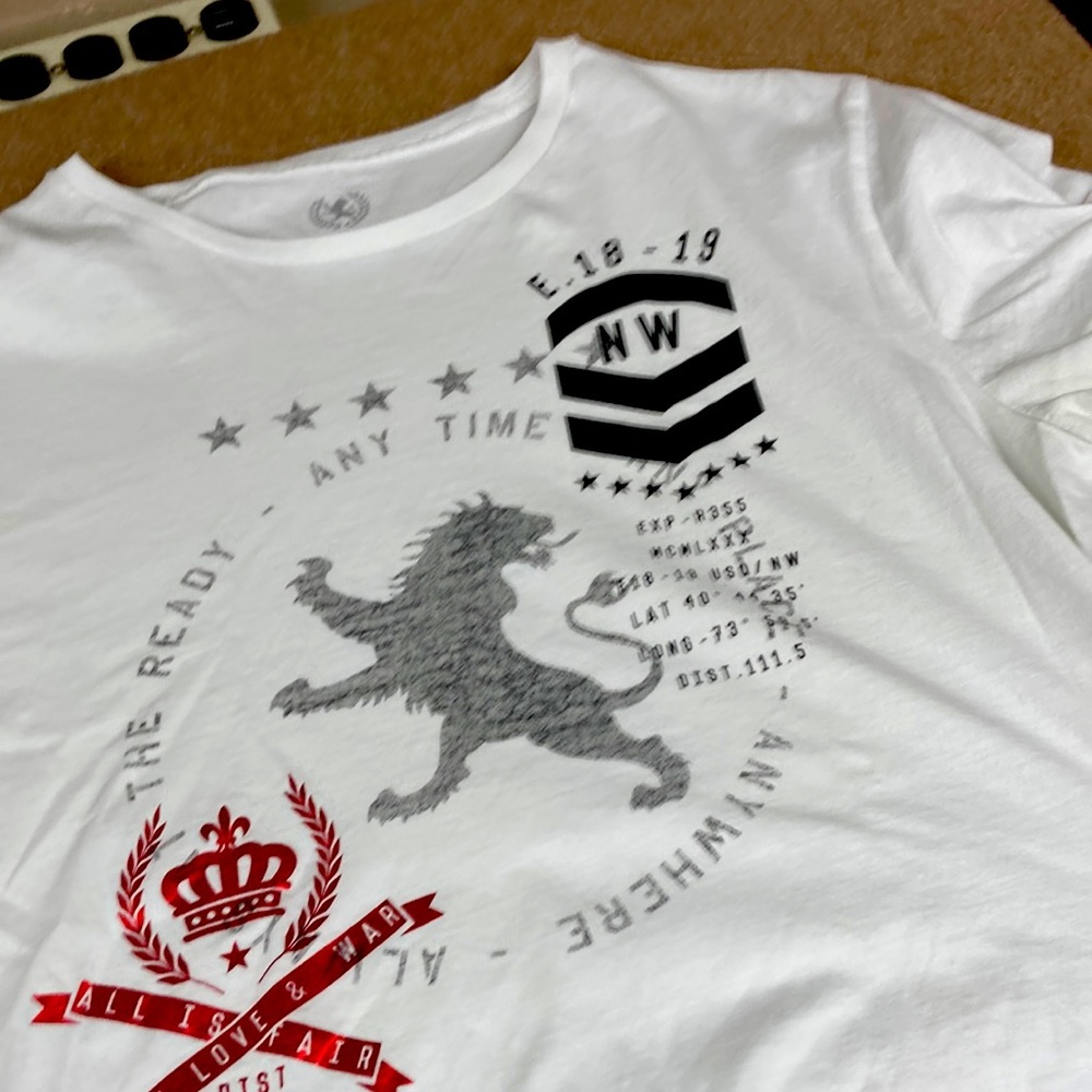 Men’s t shirt